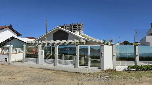 Casa pé na areia — Praia do Quilombo — foto 1
